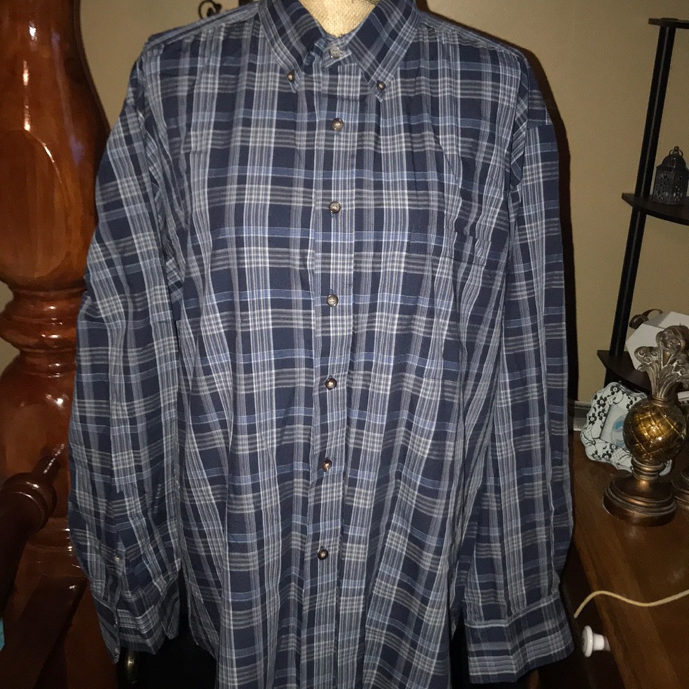 NWOT nice men’s dress shirt 👔